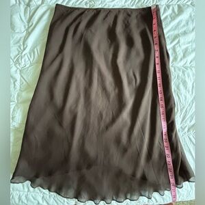 Vintage brown midi skirt. Lined and layered.
